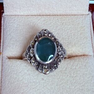 vintage Art Deco sterling silver ring greenchalcedony & marcasite accents